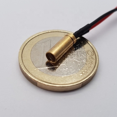 650nm 5VDC lijnlasermodule met 5000 uur levensduur en een met koper vergulde behuizing